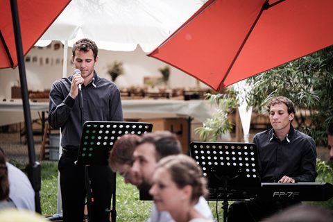 Zwei-Mann-Band live