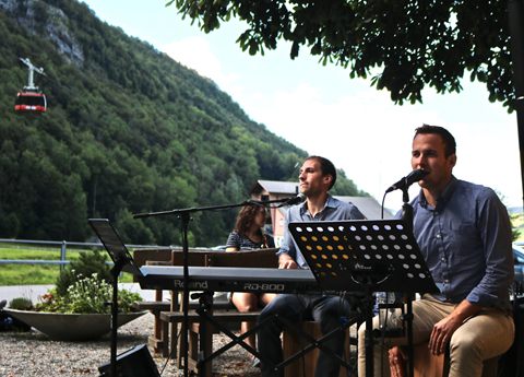 Zwei-Mann-Band live