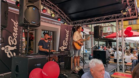 Zwei-Mann-Band live